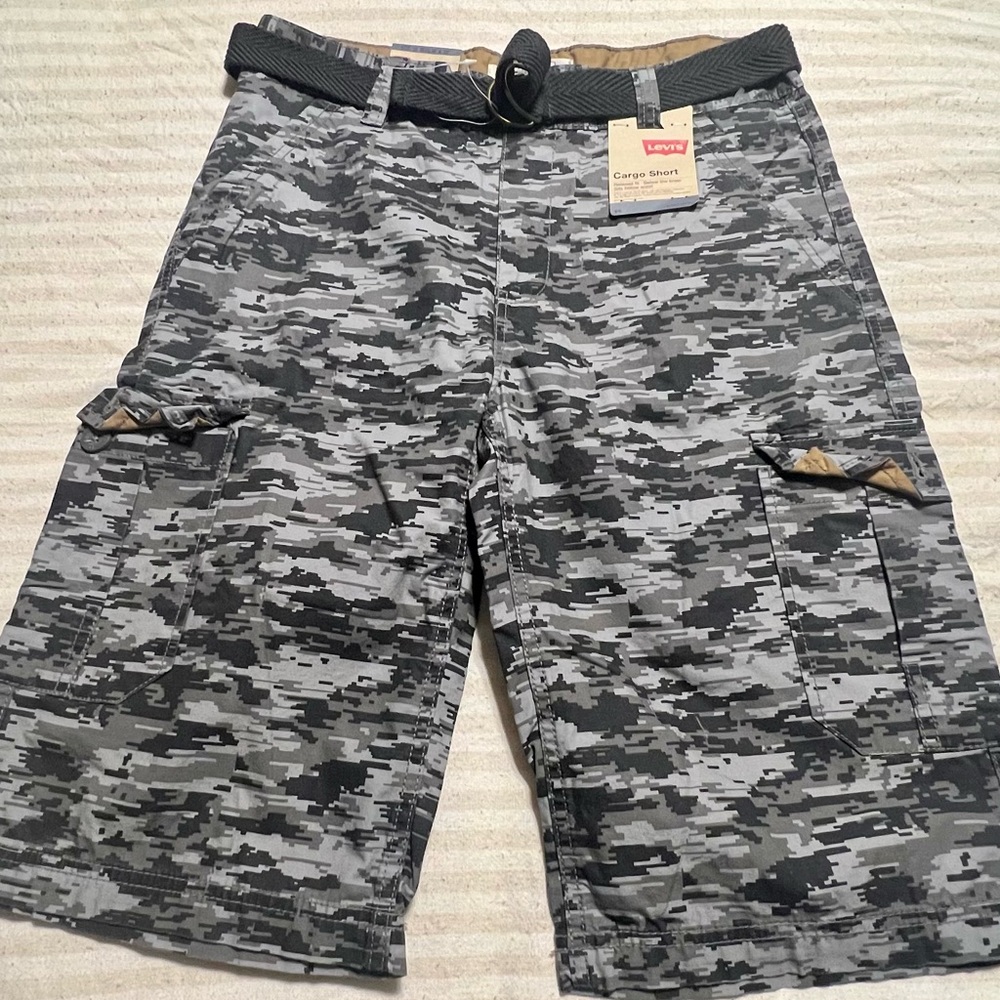 NWT Boys Size 16 Levi’s Cargo Shorts